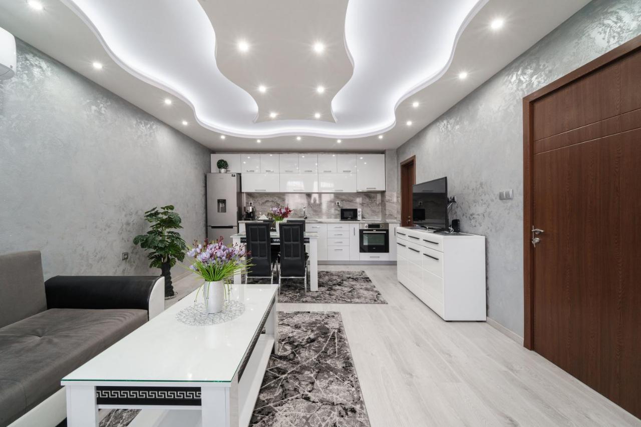 אסנובגראד City Apartments - A Brand New Luxury & Comfy 2 מראה חיצוני תמונה